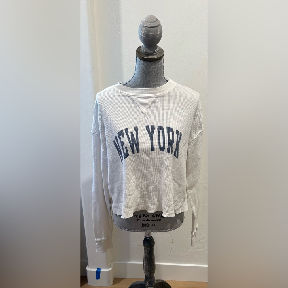 Brandy Melville White New York Women's Top - Picture 6 of 6